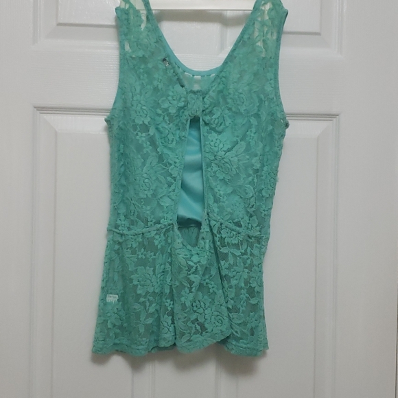 Lace top - Picture 2 of 2